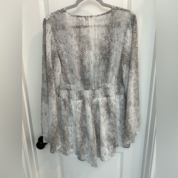Altar’d State Grey Snake Skin Romper - Picture 5 of 7